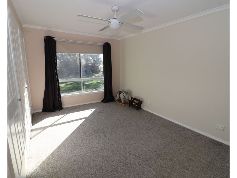 238 Fox Island Road, Gunbower VIC 3566