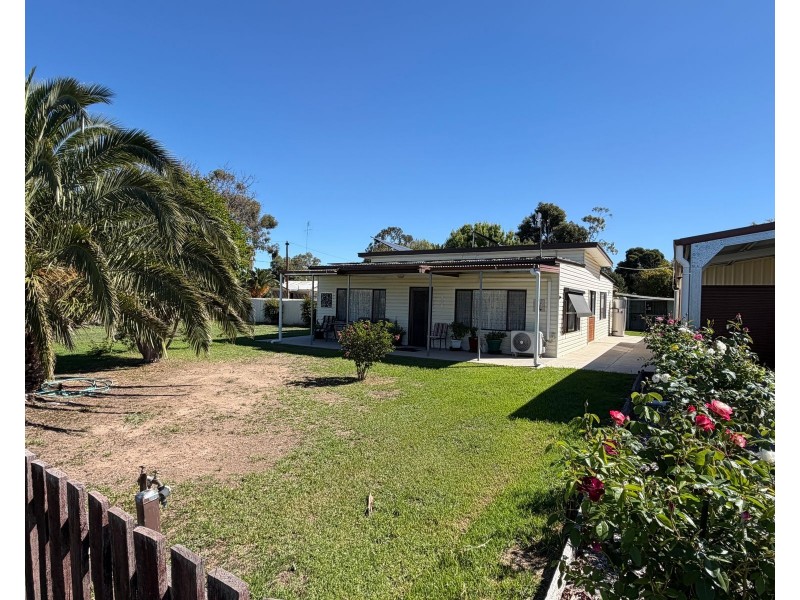 74 Cobwell Street, Barham NSW 2732