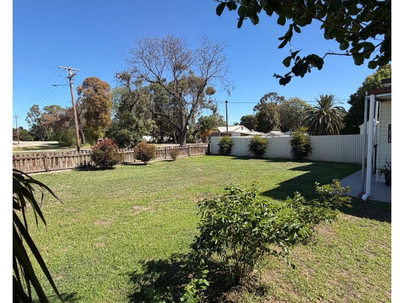 74 Cobwell Street, Barham NSW 2732