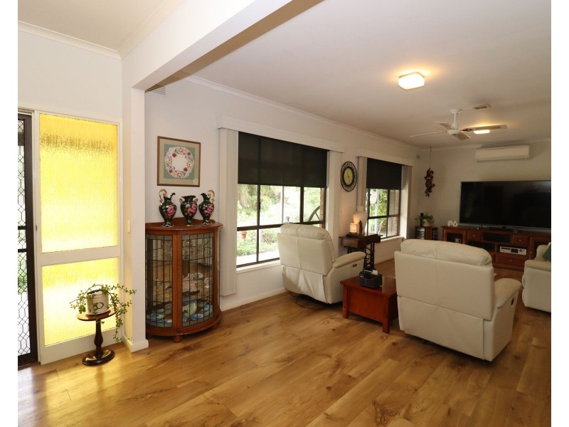 71 Halls Road, Leitchville VIC 3567