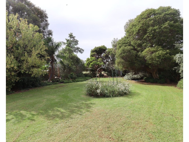 71 Halls Road, Leitchville VIC 3567