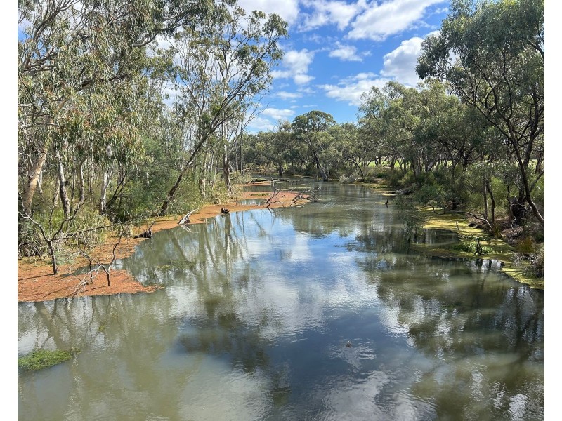 71 Halls Road, Leitchville VIC 3567