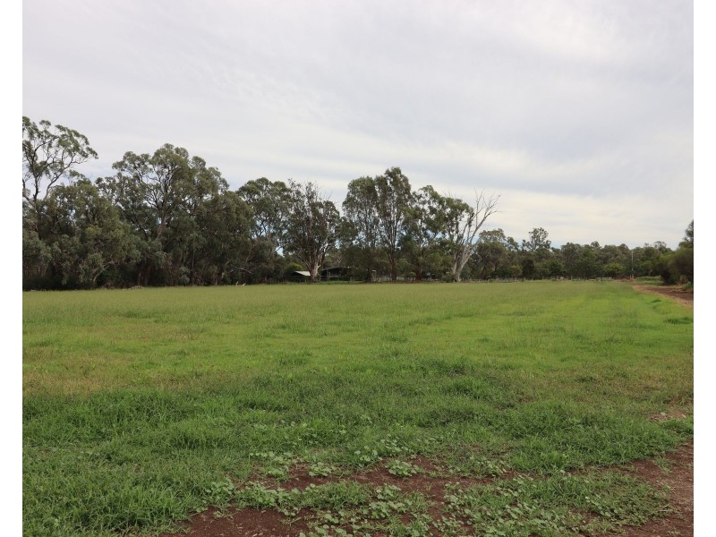 71 Halls Road, Leitchville VIC 3567