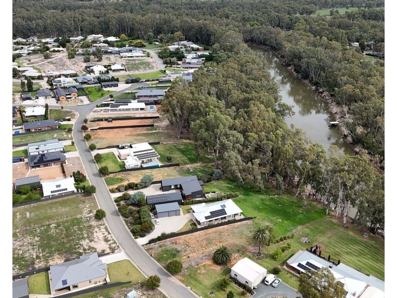 26 Armstrong Drive, Barham NSW 2732