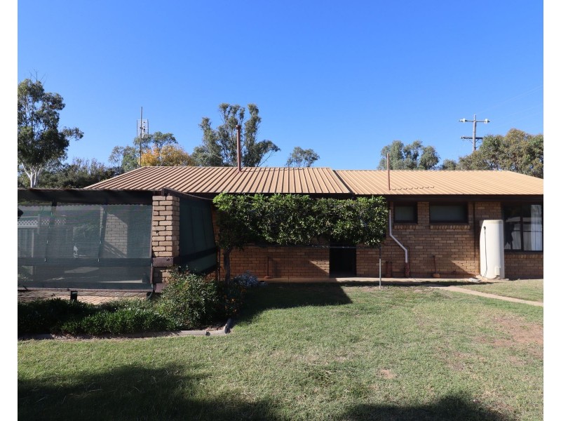 2 Weir Street, Gunbower VIC 3566