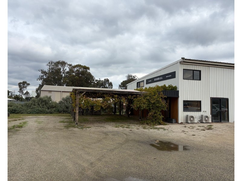 118 Punt Road, Barham NSW 2732