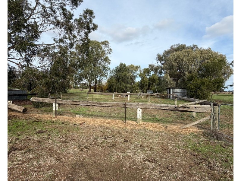 6230 Wakool Road, Wakool NSW 2710