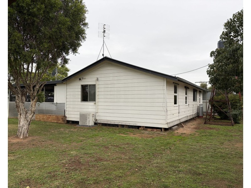 6085 Wakool Road, Wakool NSW 2710