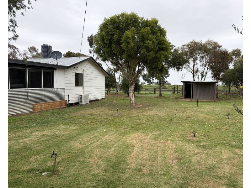 6085 Wakool Road, Wakool NSW 2710