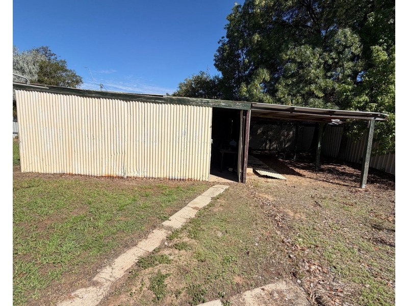 20 Brougham Street, Moulamein NSW 2733