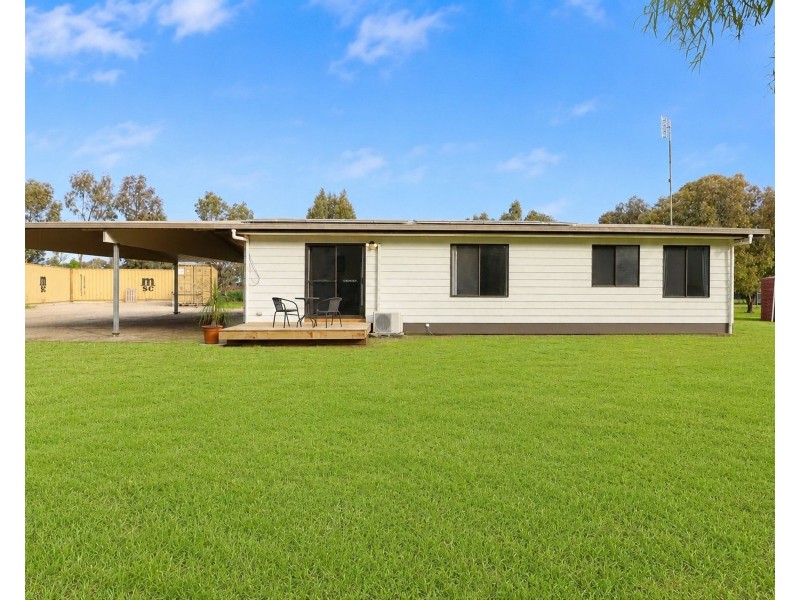 7507 Murray Valley Highway, Mead VIC 3568