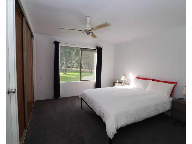 7507 Murray Valley Highway, Mead VIC 3568