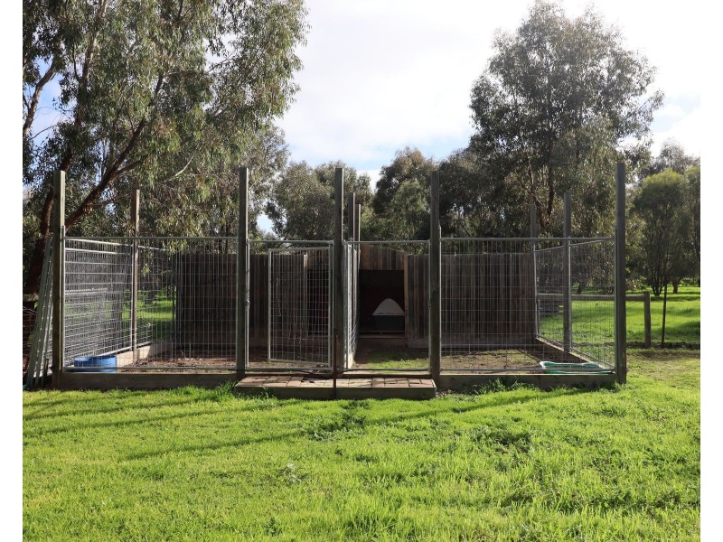 7507 Murray Valley Highway, Mead VIC 3568