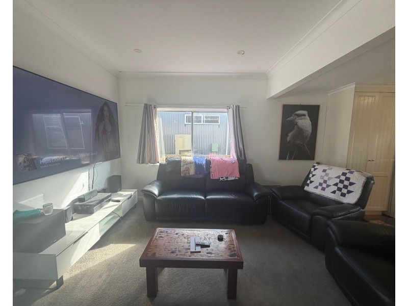 5 Flinders Street, Wakool NSW 2710