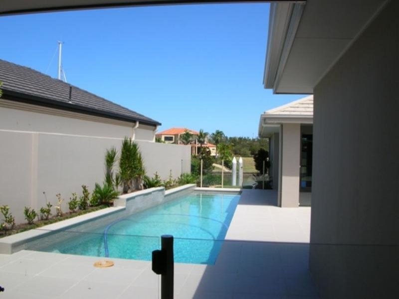 Hope Island QLD 4212