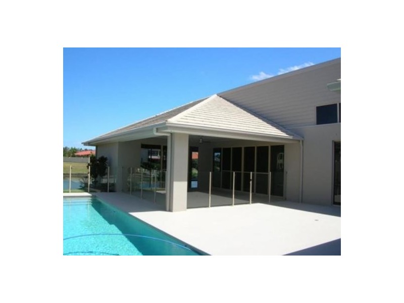 Hope Island QLD 4212