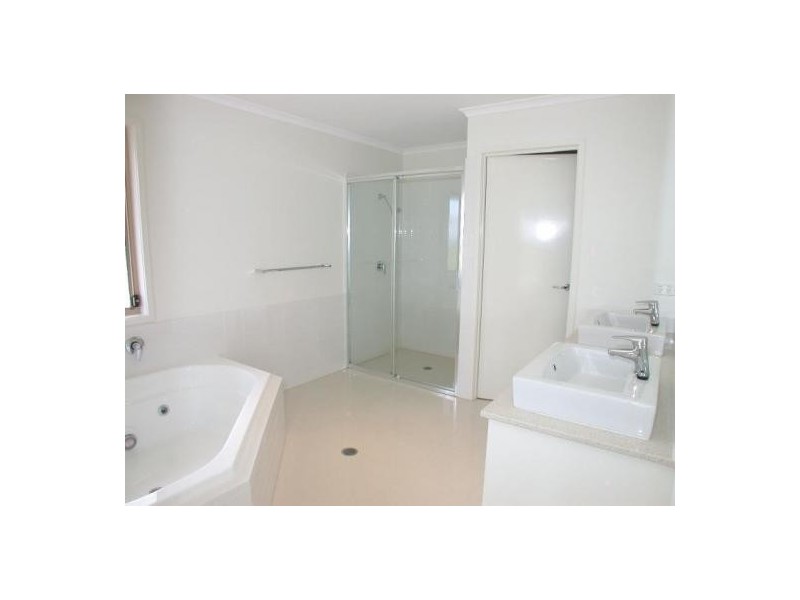 56 Buccaneer Way, Coomera QLD 4209