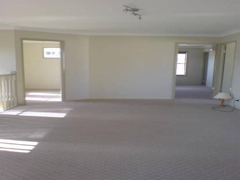 15 Gerard Street, Pacific Pines QLD 4211