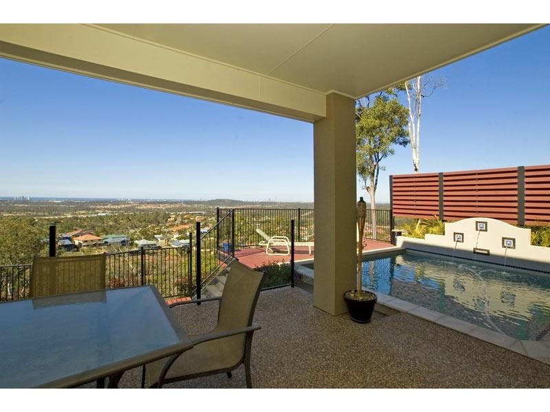 Pacific Pines QLD 4211