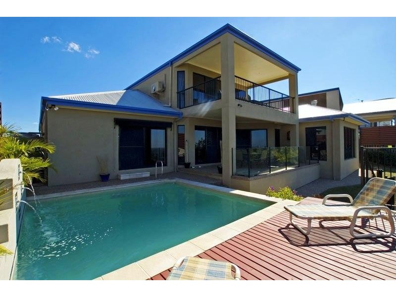 Pacific Pines QLD 4211