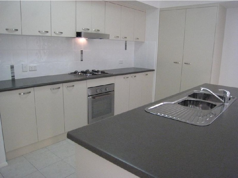 16 Barrington Street, Upper Coomera QLD 4209