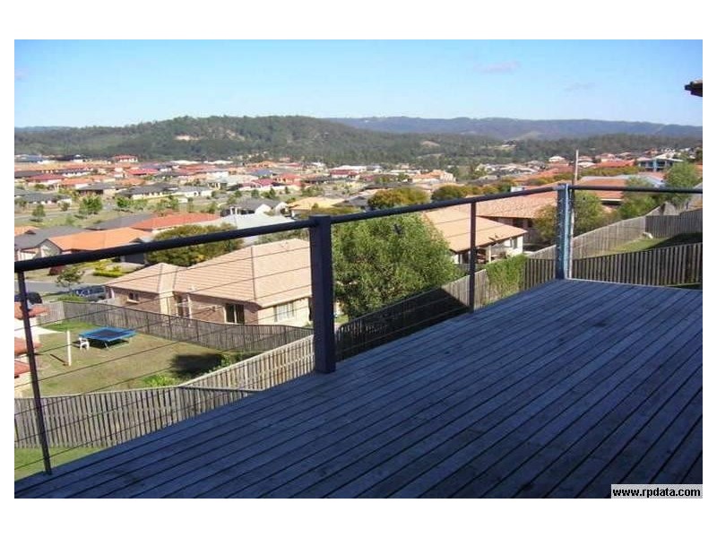 35 Manra Way, Pacific Pines QLD 4211