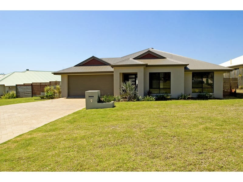 Coomera QLD 4209