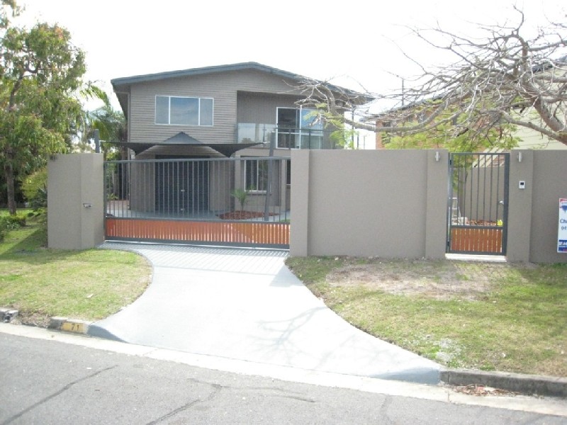 Biggera Waters QLD 4216