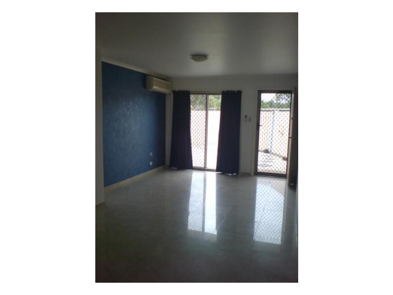 2/75 River Oak Drive, Helensvale QLD 4212