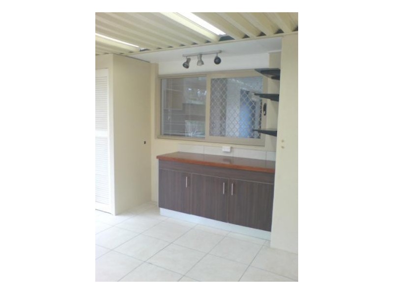 2/75 River Oak Drive, Helensvale QLD 4212