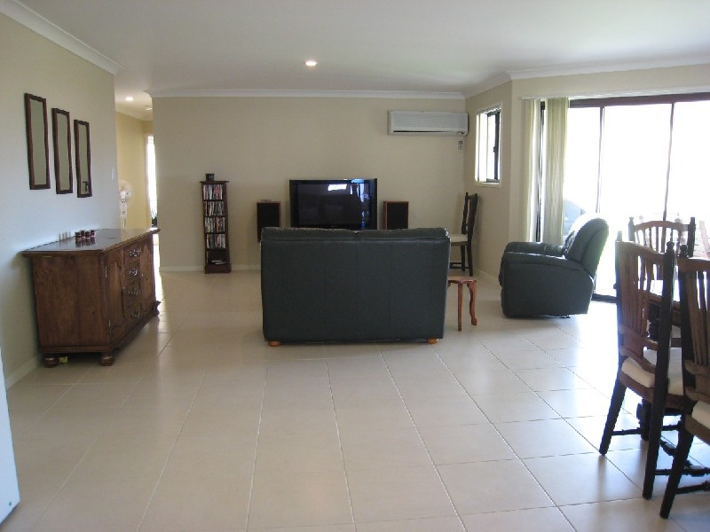 Pacific Pines QLD 4211