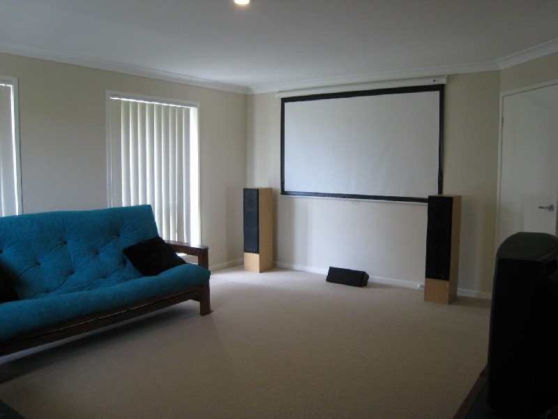 Pacific Pines QLD 4211