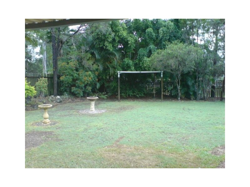 6 Kingaroy Avenue, Helensvale QLD 4212