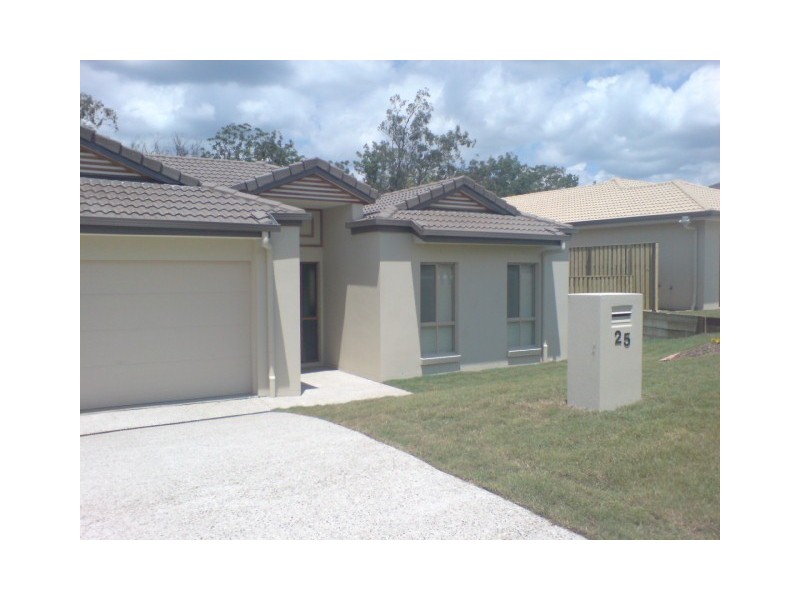 25 Greendragon Crescent, Upper Coomera QLD 4209