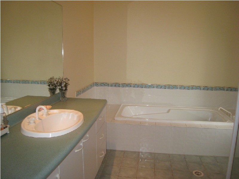 3 Tammy Close, Monterey Keys QLD 4212