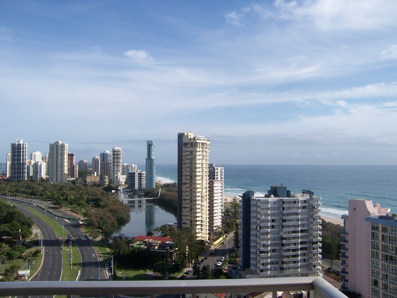 Unit 2101 Golden Gate, Surfers Paradise QLD 4217