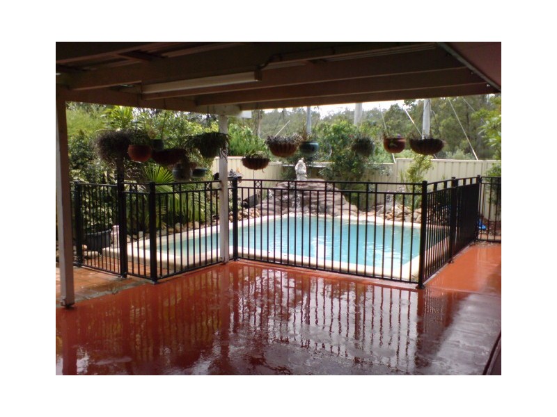 74 Studio Drive, Oxenford QLD 4210