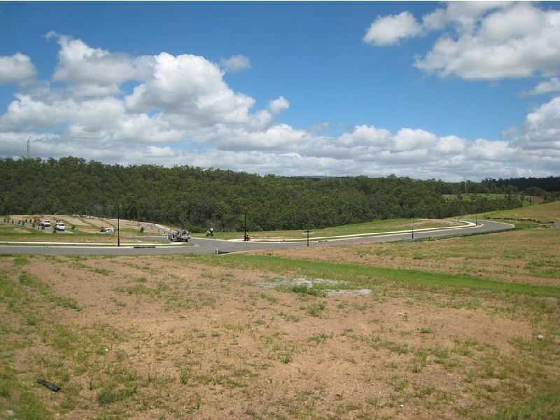 Pacific Pines QLD 4211