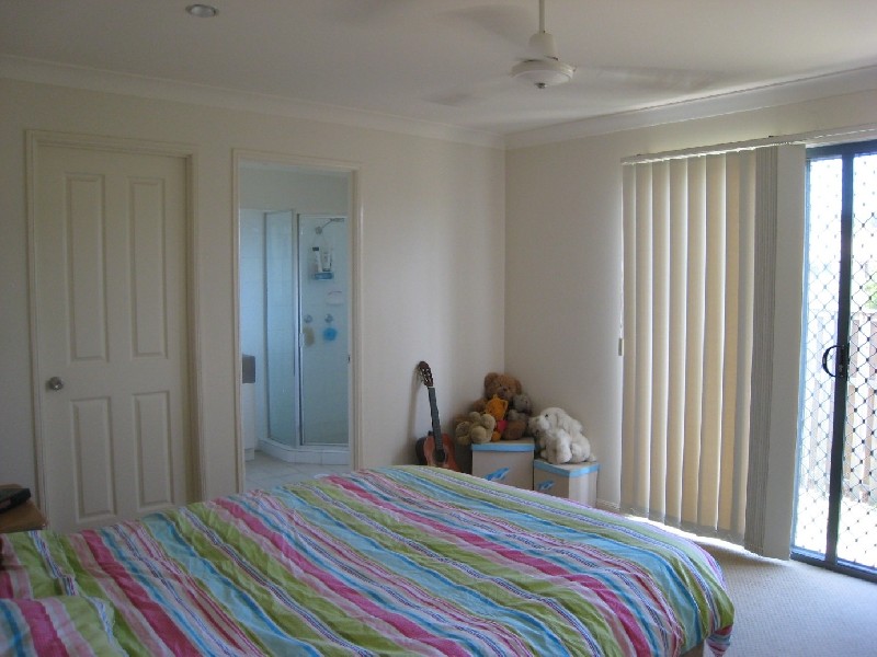 Pacific Pines QLD 4211