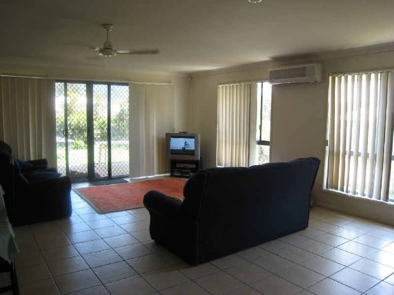 Pacific Pines QLD 4211