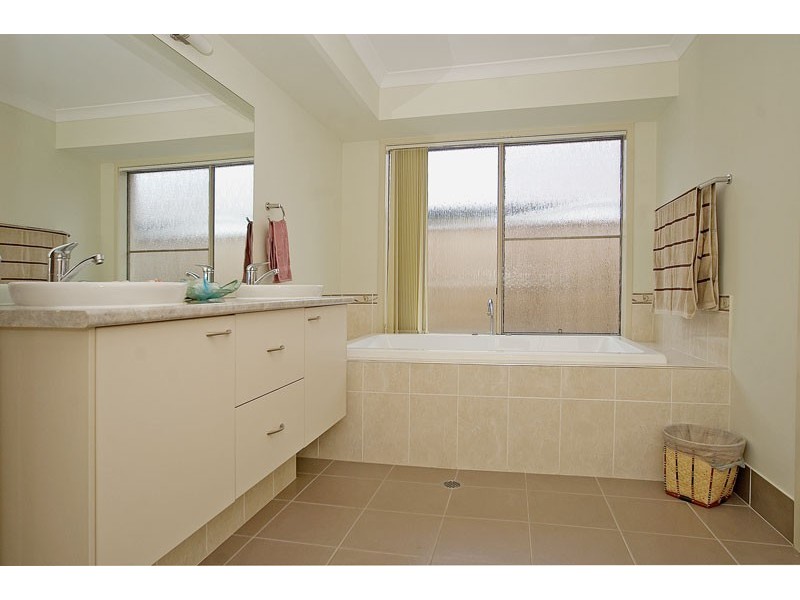 9 Elusive Road, COOMERA WATERS, Coomera QLD 4209