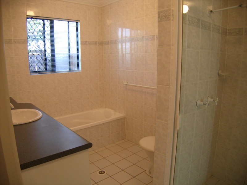 1/18 Binkar Street, Chermside QLD 4032