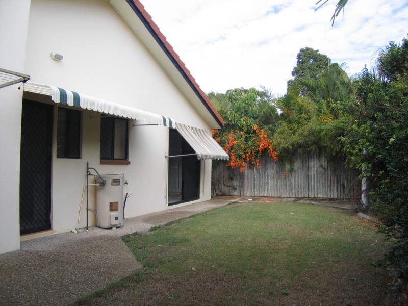 2 18 Binkar Street, Chermside QLD 4032