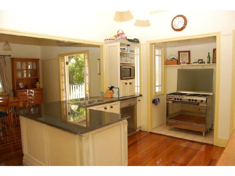 Wood, Kedron QLD 4031