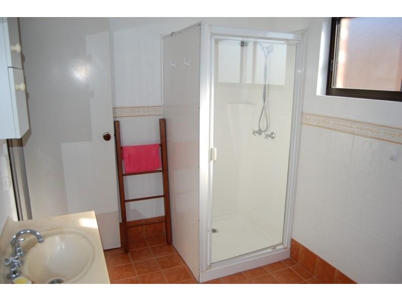 18  Gordon Street, Greenslopes QLD 4120