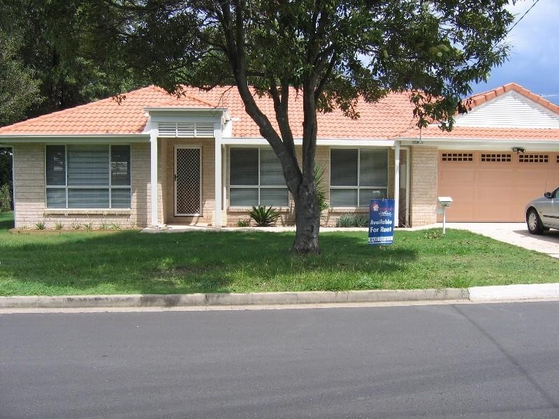 13 Isobel Street, Clontarf QLD 4019