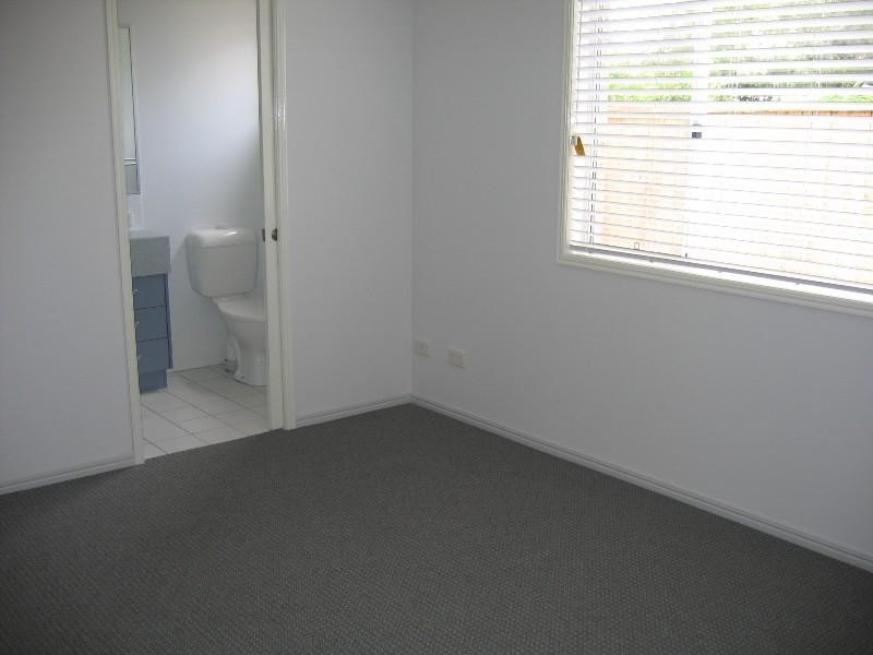 13 Isobel Street, Clontarf QLD 4019