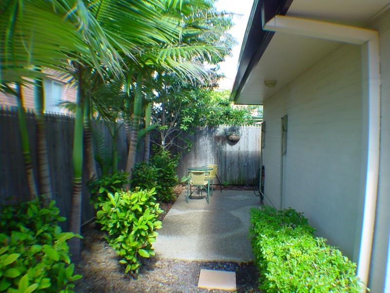 1/58 Sparkes Street, Chermside QLD 4032