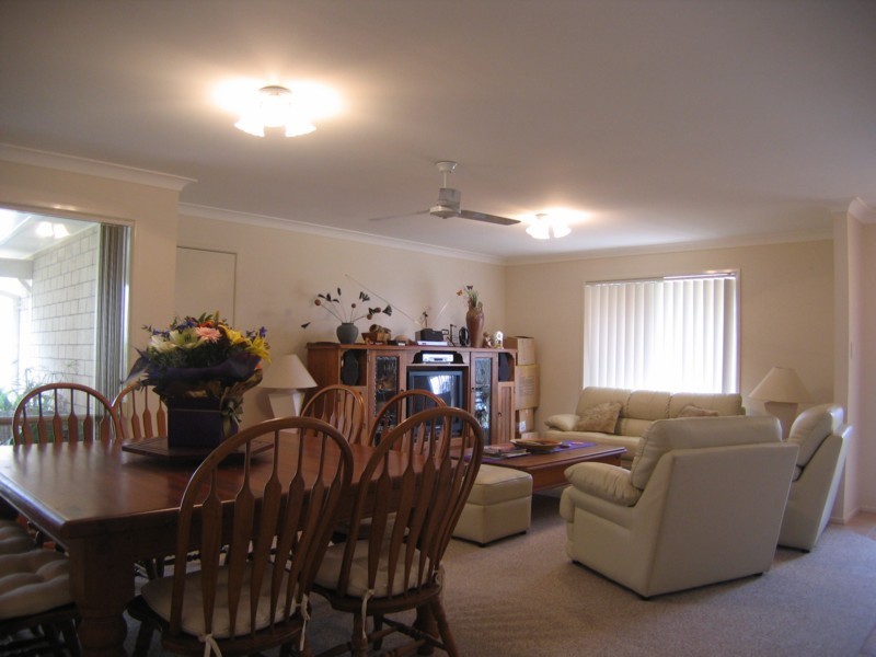 23 Scenic Close, Albany Creek QLD 4035