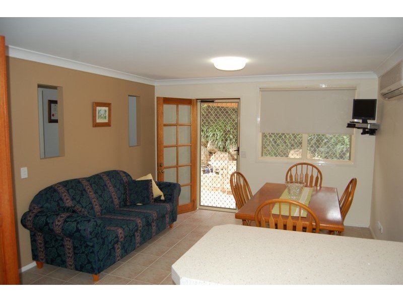 12 Fleetwood Ct, Ferny Hills QLD 4055